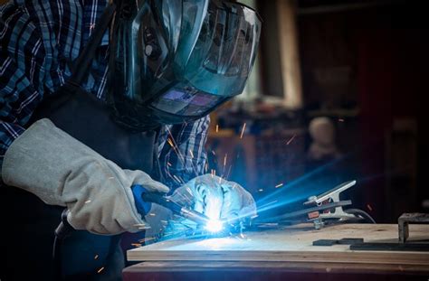 metal fabricator salary uk|welder and fabricator salary.